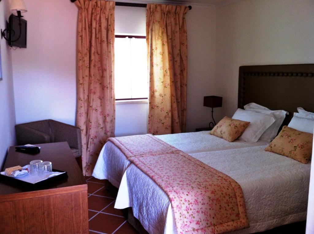 Casa Do Largo - - Turismo De Habitacao Inn Golega