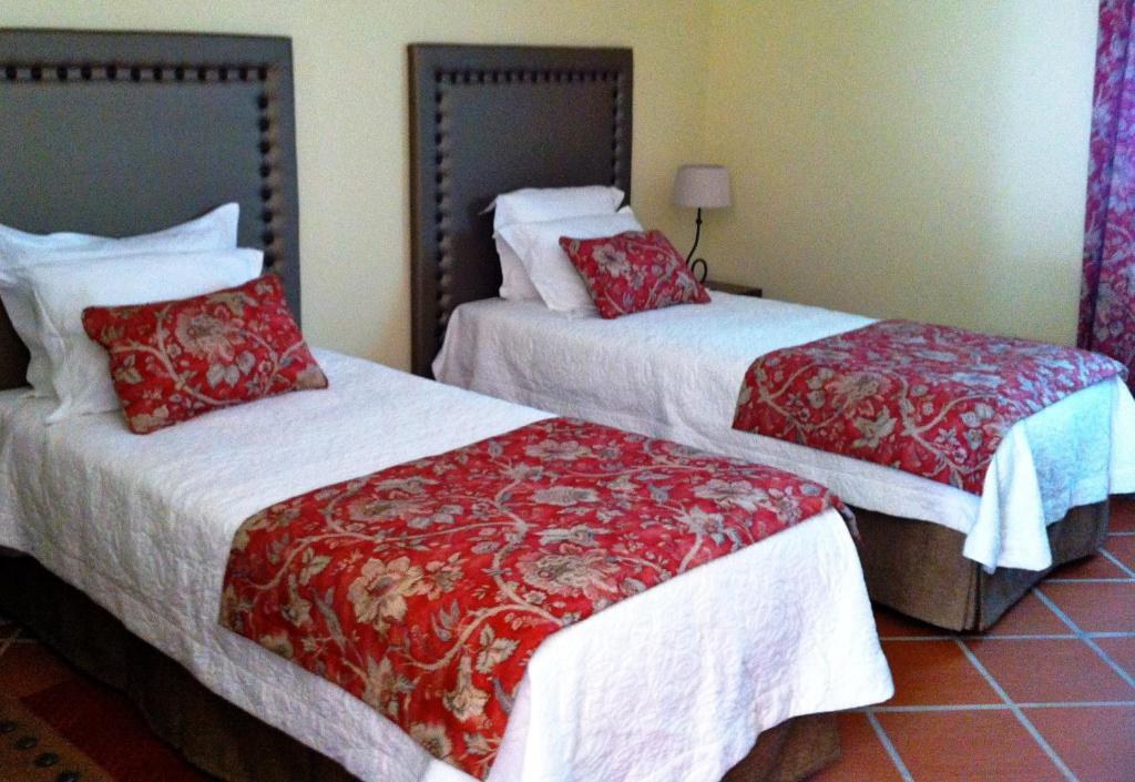 Casa Do Largo - - Turismo De Habitacao Golega